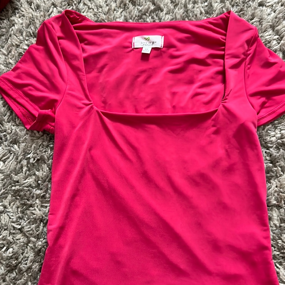 square neck fitted tee